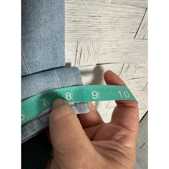 Lands End women’s straight leg jeans, light wash mid rise triadMom plus size  - Picture 10 of 11